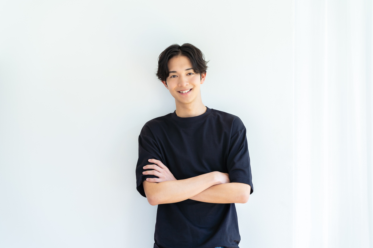 笑顔の男性写真